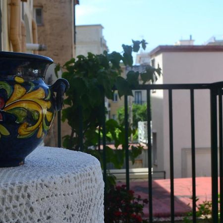 לינה וארוחת בוקר מאיורי Casa Mariannina מראה חיצוני תמונה