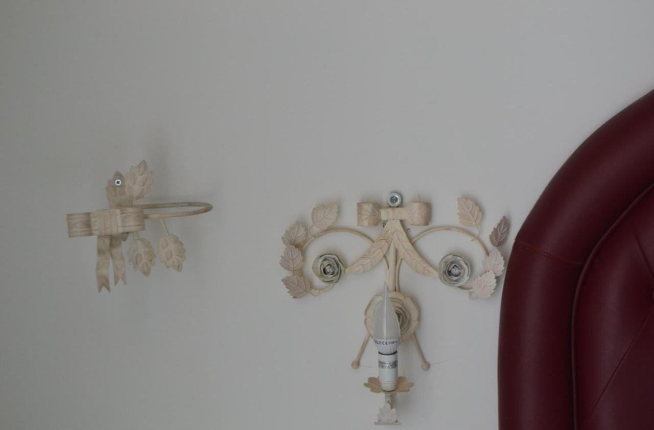 לינה וארוחת בוקר מאיורי Casa Mariannina מראה חיצוני תמונה