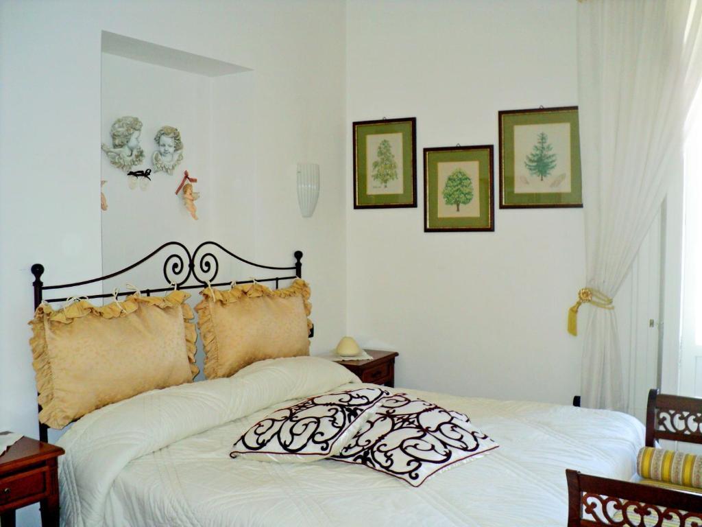 לינה וארוחת בוקר מאיורי Casa Mariannina חדר תמונה