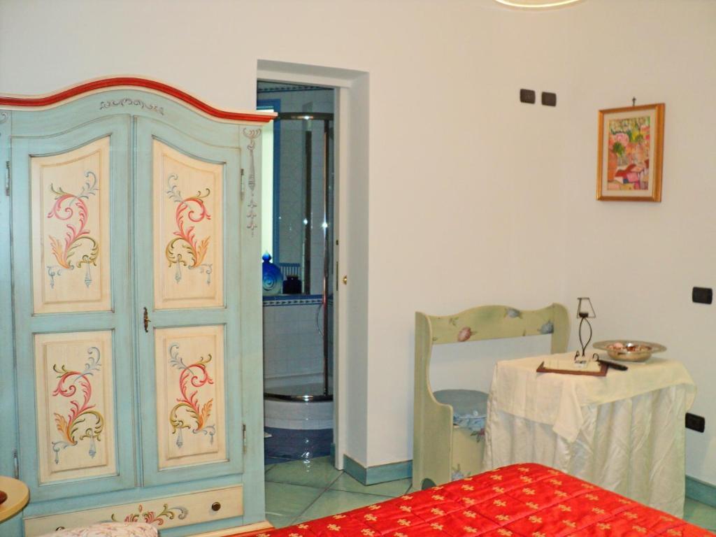לינה וארוחת בוקר מאיורי Casa Mariannina חדר תמונה